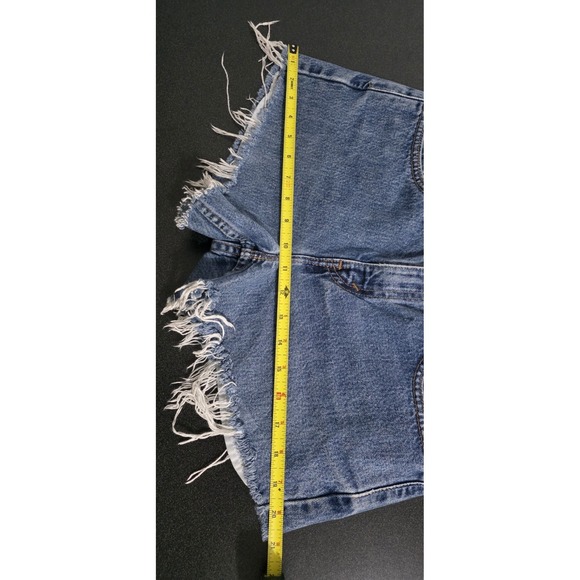 Levi's 505 Cutoffs Jean Shorts Women 9 Blue Leather Tag Daisy Shortie Booty EUC - Picture 7 of 8
